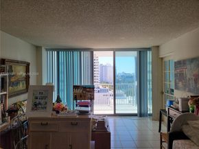 2655 Collins Ave 1106, Miami Beach FL 33140