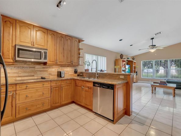 326 SW 162nd Ave, Pembroke Pines FL 33027