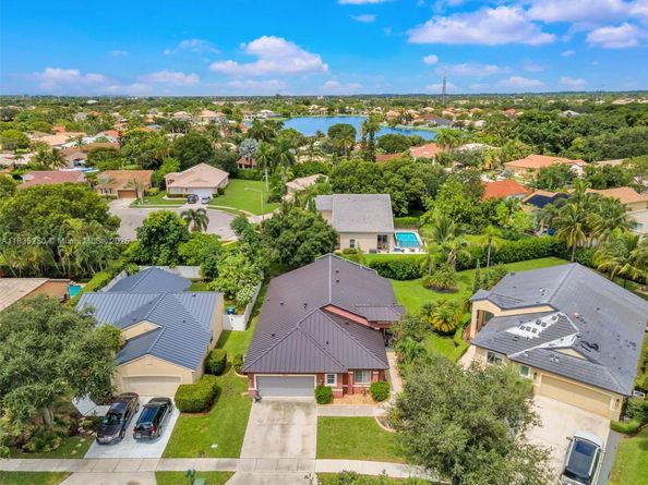 326 SW 162nd Ave, Pembroke Pines FL 33027