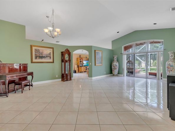 326 SW 162nd Ave, Pembroke Pines FL 33027