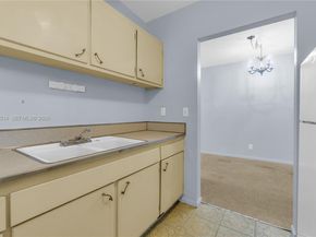 508 Antioch Ave 17, Fort Lauderdale FL 33304