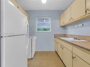 508 Antioch Ave 17, Fort Lauderdale FL 33304
