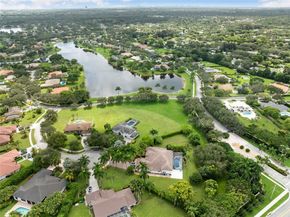 11174 SW 37th Mnr, Davie FL 33328