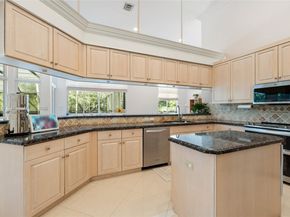 11174 SW 37th Mnr, Davie FL 33328