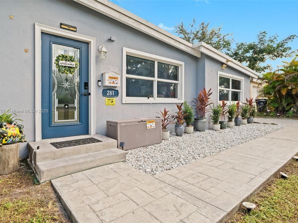 281 Iroquois St, Miami Springs FL 33166