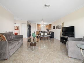1000 Hillcrest Ct 303, Hollywood FL 33021