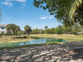 1000 Hillcrest Ct 303, Hollywood FL 33021