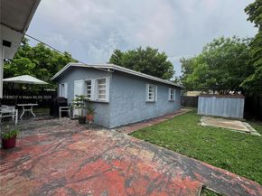 2035 NW 34th St, Miami FL 33142