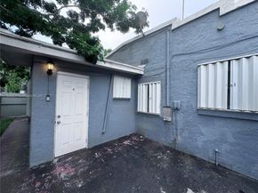 2035 NW 34th St, Miami FL 33142