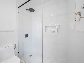 5237 La Gorce Dr, Miami Beach FL 33140