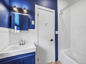 5237 La Gorce Dr, Miami Beach FL 33140