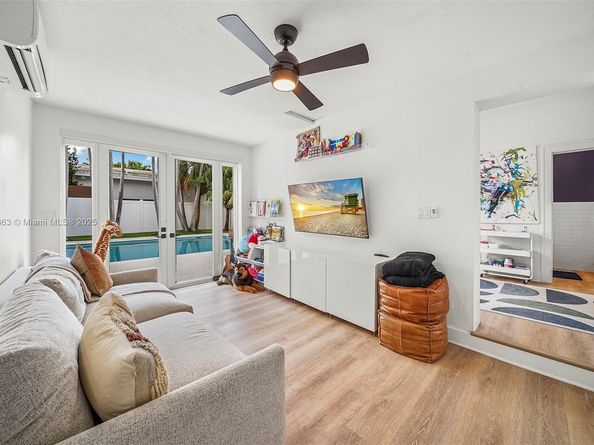 5237 La Gorce Dr, Miami Beach FL 33140