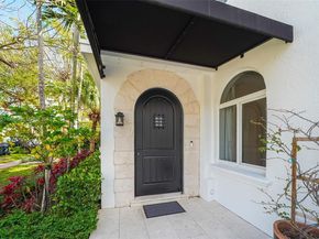 5237 La Gorce Dr, Miami Beach FL 33140