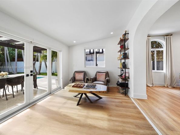 5237 La Gorce Dr, Miami Beach FL 33140
