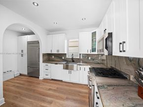 5237 La Gorce Dr, Miami Beach FL 33140