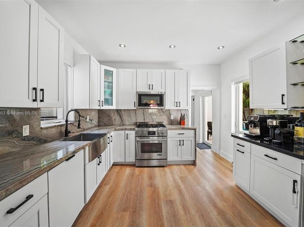 5237 La Gorce Dr, Miami Beach FL 33140