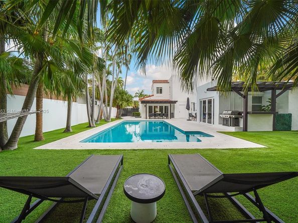 5237 La Gorce Dr, Miami Beach FL 33140