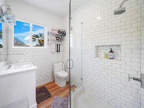 5237 La Gorce Dr, Miami Beach FL 33140
