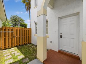 13723 SW 160th Ter, Miami FL 33177