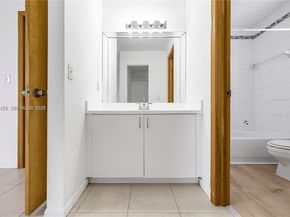 13723 SW 160th Ter, Miami FL 33177