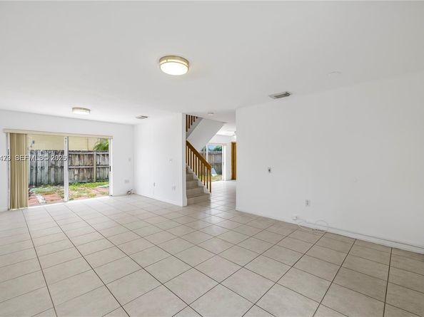 13723 SW 160th Ter, Miami FL 33177