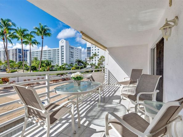 17801 N Bay Rd 210, Sunny Isles Beach FL 33160