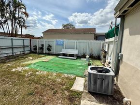4452 NW 204th St, Miami Gardens FL 33055