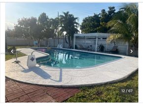 5001 Madison St, Hollywood FL 33021