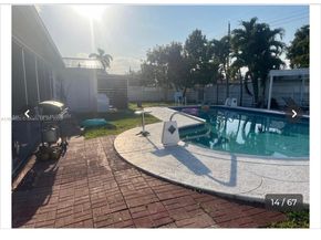 5001 Madison St, Hollywood FL 33021