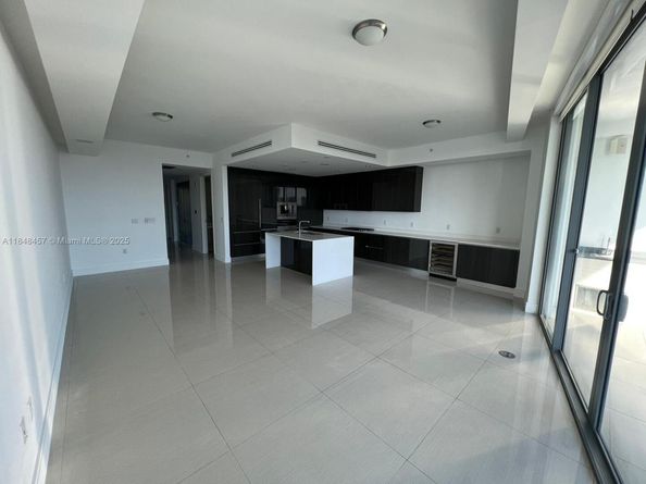 3250 NE 188 St 403, Aventura FL 33180