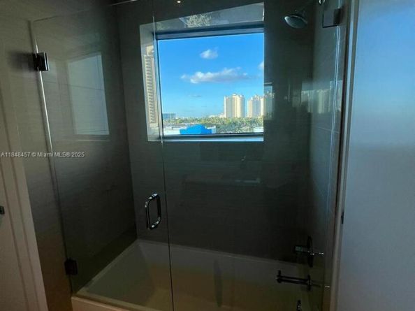 3250 NE 188 St 403, Aventura FL 33180