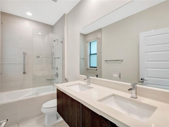 10473 NW 82nd St 3, Doral FL 33178
