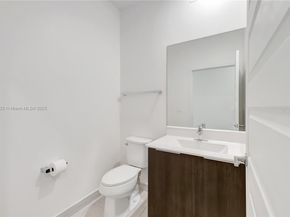 10473 NW 82nd St 3, Doral FL 33178