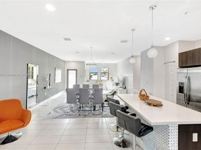 10473 NW 82nd St 3, Doral FL 33178