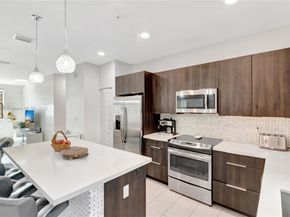 10473 NW 82nd St 3, Doral FL 33178