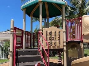 4619 Palmbrooke Cir, West Palm Beach FL 33417