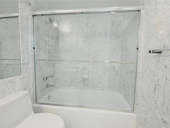 2030 S Ocean Dr 2126, Hallandale Beach FL 33009