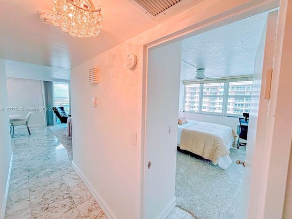 2030 S Ocean Dr 2126, Hallandale Beach FL 33009
