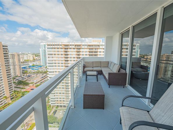 2030 S Ocean Dr 2126, Hallandale Beach FL 33009