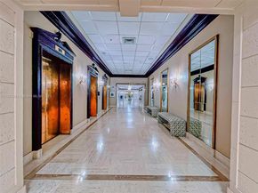 2030 S Ocean Dr 2126, Hallandale Beach FL 33009
