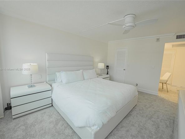 2030 S Ocean Dr 2126, Hallandale Beach FL 33009