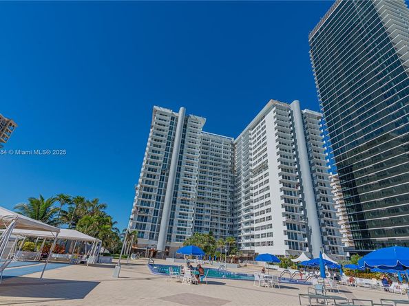 2030 S Ocean Dr 2126, Hallandale Beach FL 33009