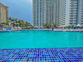 2030 S Ocean Dr 2126, Hallandale Beach FL 33009