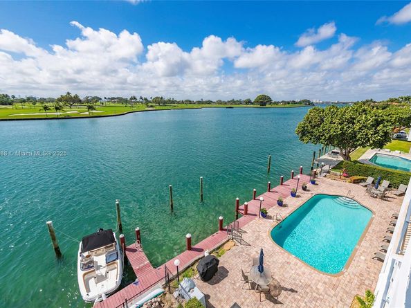 9240 W Bay Harbor Dr 4A, Bay Harbor Islands FL 33154