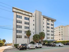 9240 W Bay Harbor Dr 4A, Bay Harbor Islands FL 33154