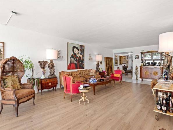 9240 W Bay Harbor Dr 4A, Bay Harbor Islands FL 33154