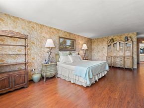 9240 W Bay Harbor Dr 4A, Bay Harbor Islands FL 33154