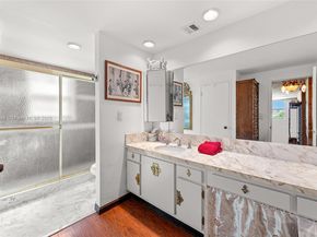 9240 W Bay Harbor Dr 4A, Bay Harbor Islands FL 33154