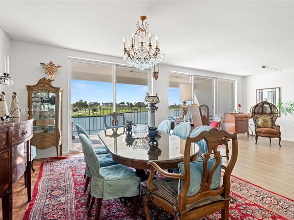 9240 W Bay Harbor Dr 4A, Bay Harbor Islands FL 33154