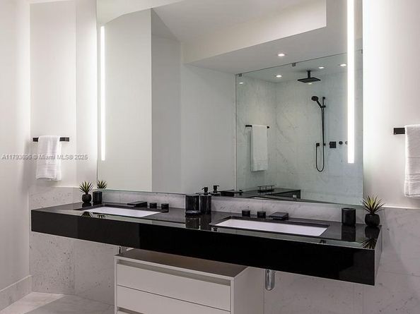 18555 Collins Avenue 3005, Sunny Isles Beach FL 33160